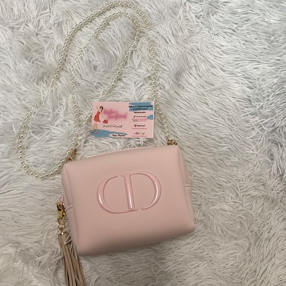 Pink dior pouch - Picture 4 of 7